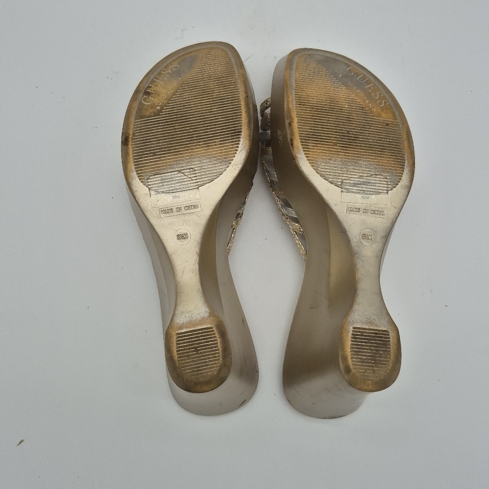 GUESS Gold Platform Gwauriga Slide Sandal Mule 8.5 M - Picture 6 of 7